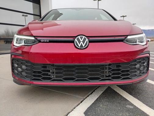 2023 Volkswagen Golf GTI 2.0T SE