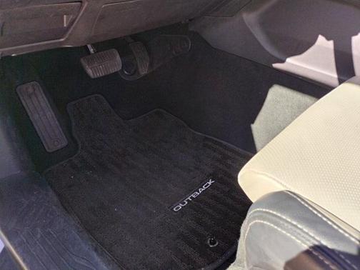 2022 Subaru Outback Limited XT