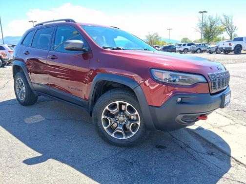 Velvet Red Pearlcoat 2020 Jeep Cherokee Trailhawk
