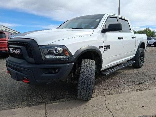 Bright White Clearcoat 2021 RAM 1500 Classic SLT