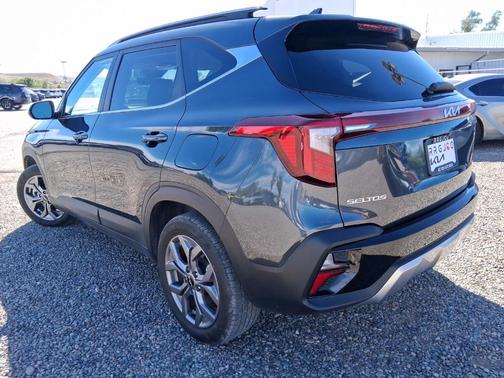 Gravity Gray 2024 Kia Seltos S