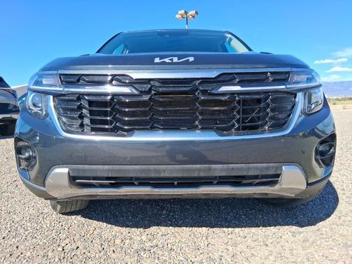 Gravity Gray 2024 Kia Seltos S