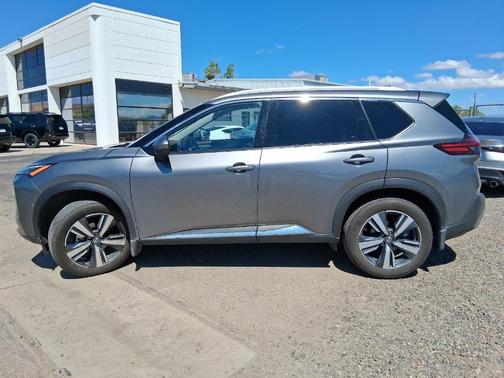 Gun Metallic 2021 Nissan Rogue SL