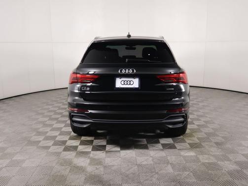 2024 Audi Q3 45 S line Premium Plus