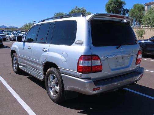 2006 Toyota Land Cruiser Base