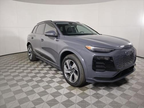 2025 Audi Q6 e-tron Premium Plus quattro