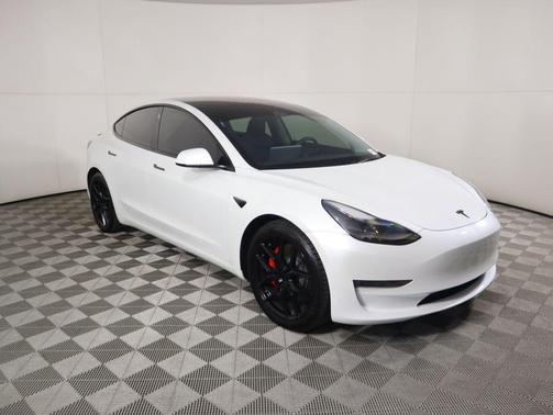 2023 Tesla Model 3 Performance