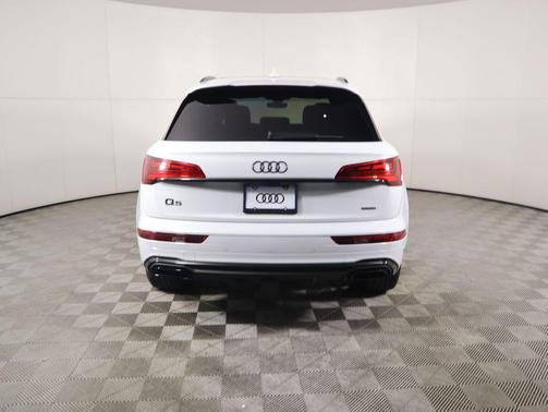 2023 Audi Q5 45 S line Prestige