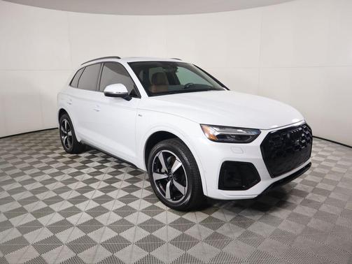 2023 Audi Q5 45 S line Prestige