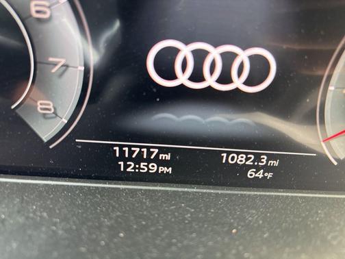 2024 Audi Q5 45 S line Prestige