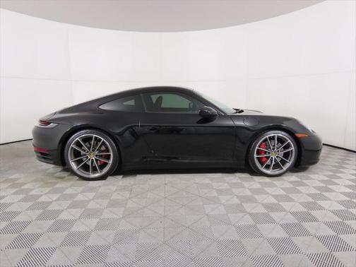 2020 Porsche 911 Carrera S
