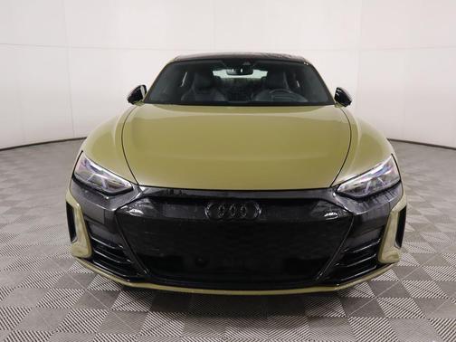 2022 Audi RS e-tron GT quattro