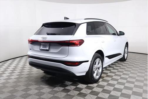 2025 Audi Q6 e-tron Premium