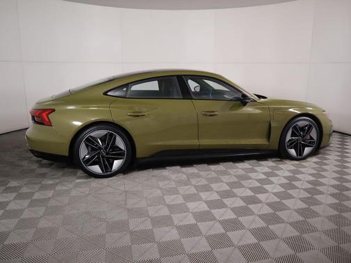 2023 Audi RS e-tron GT quattro