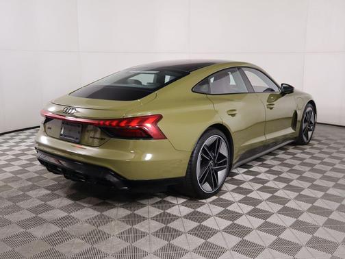 2023 Audi RS e-tron GT quattro