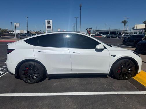 2023 Tesla Model Y Performance Dual Motor All-Wheel Drive