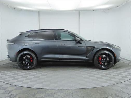 2021 Aston Martin DBX Base