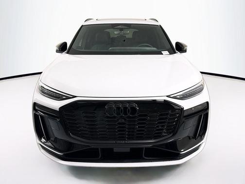 Glacier White Metallic 2027 Audi Q6 e-tron Premium Plus
