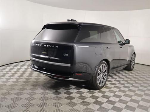 2023 Land Rover Range Rover Autobiography