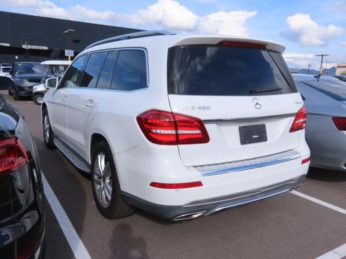 2018 Mercedes-Benz GLS 450 4MATIC