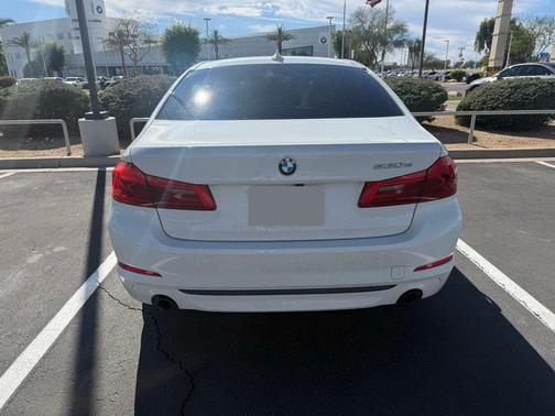 2018 BMW 530e iPerformance