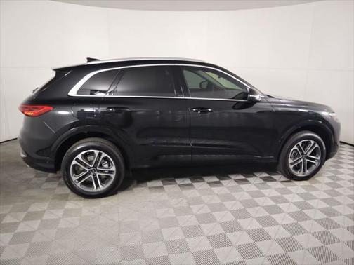 2025 Audi Q5 Premium