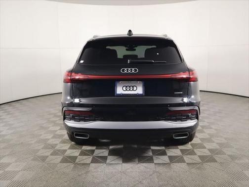2025 Audi Q5 Premium