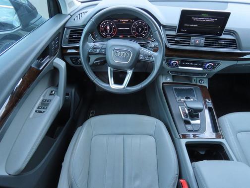 2019 Audi Q5 2.0T Premium Plus