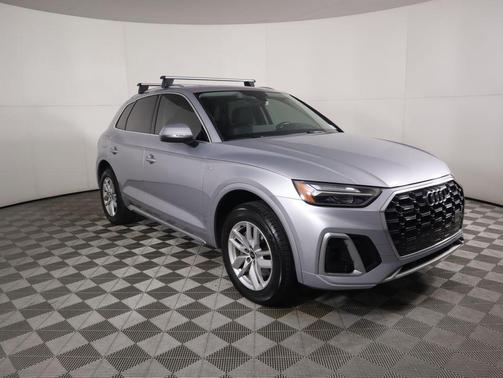 2022 Audi Q5 45 S line Premium