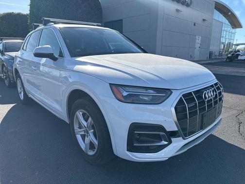 2023 Audi Q5 40 Premium