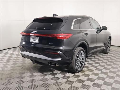 2025 Audi Q5 Premium Plus