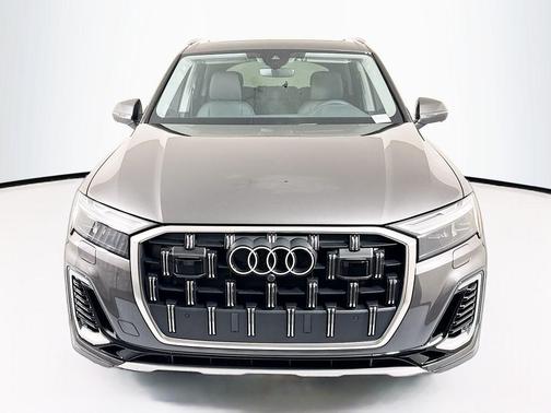 2026 Audi Q7 55 Premium Plus
