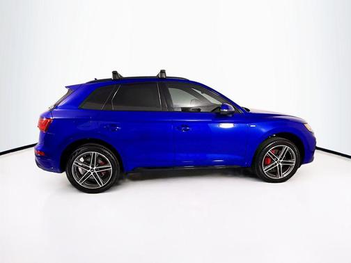 Ultra Blue Metallic 2025 Audi Q5 55 S line Premium Plus