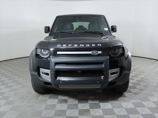 2023 Land Rover Defender 110 SE