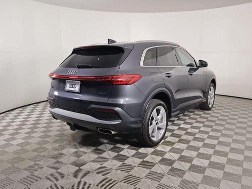 2025 Audi Q5 Premium Plus TFSI quattro S tronic