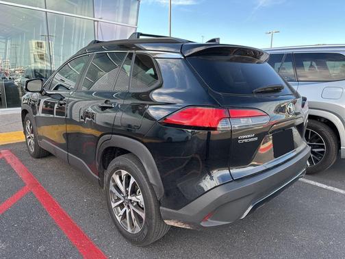 2023 Toyota Corolla Cross XLE
