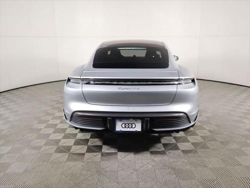 2020 Porsche Taycan 4S