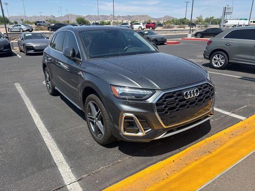 2022 Audi Q5 55 S line Prestige