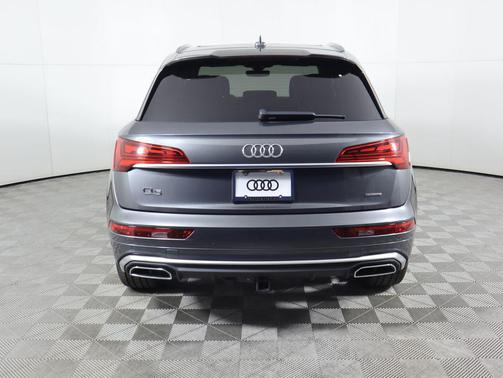 2022 Audi Q5 55 S line Prestige