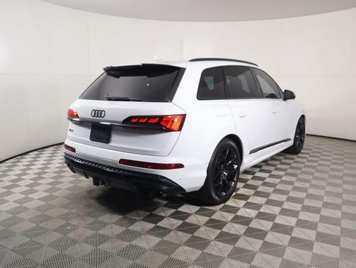 2025 Audi SQ7 4.0T Prestige