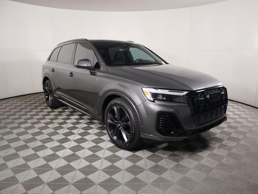 2026 Audi Q7 55 Premium Plus