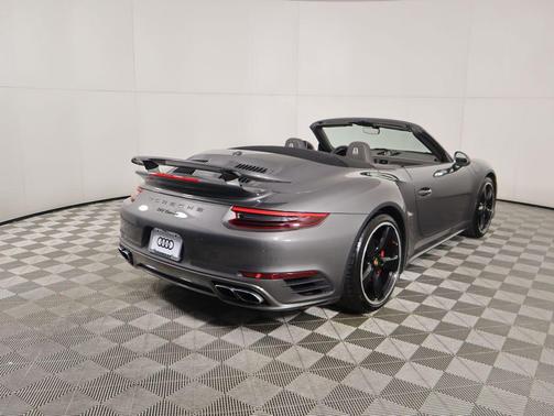 2017 Porsche 911 Turbo