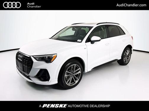Glacier White Metallic 2021 Audi Q3 45 S line Premium