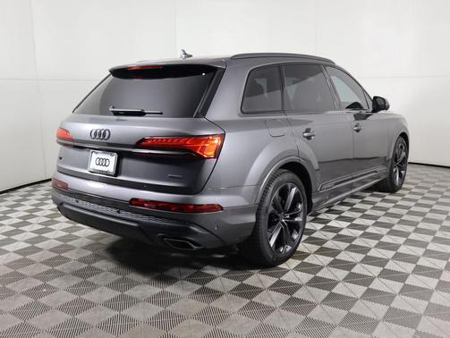 2026 Audi Q7 55 Premium Plus