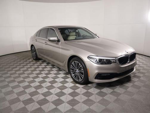 2017 BMW 530 530i