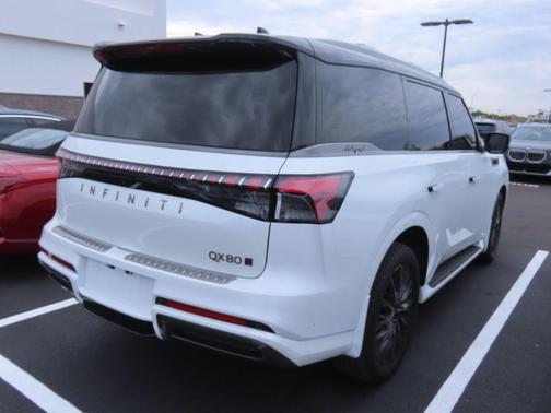2025 INFINITI QX80 AUTOGRAPH AWD
