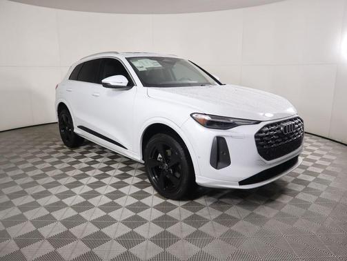 2025 Audi Q5 Premium Plus