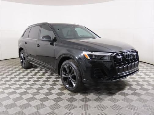 2025 Audi Q7 55 Premium Plus