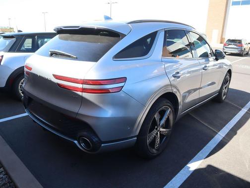 Savile Silver 2024 Genesis GV70 2.5T AWD