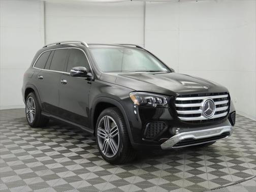 2025 Mercedes-Benz GLS 450 4MATIC